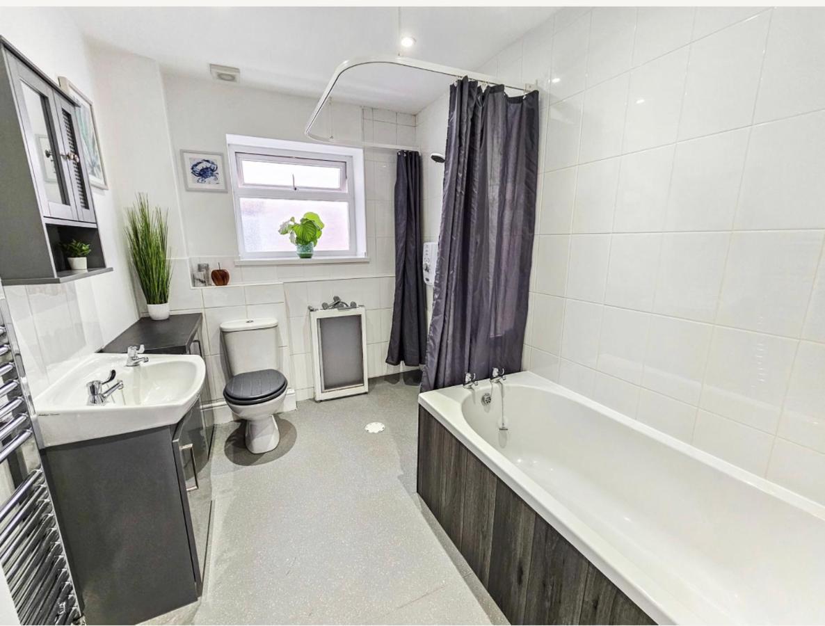 Two Bedroom Detached Modern Bungalow Close To Plymouth Argyle Fc Ngoại thất bức ảnh