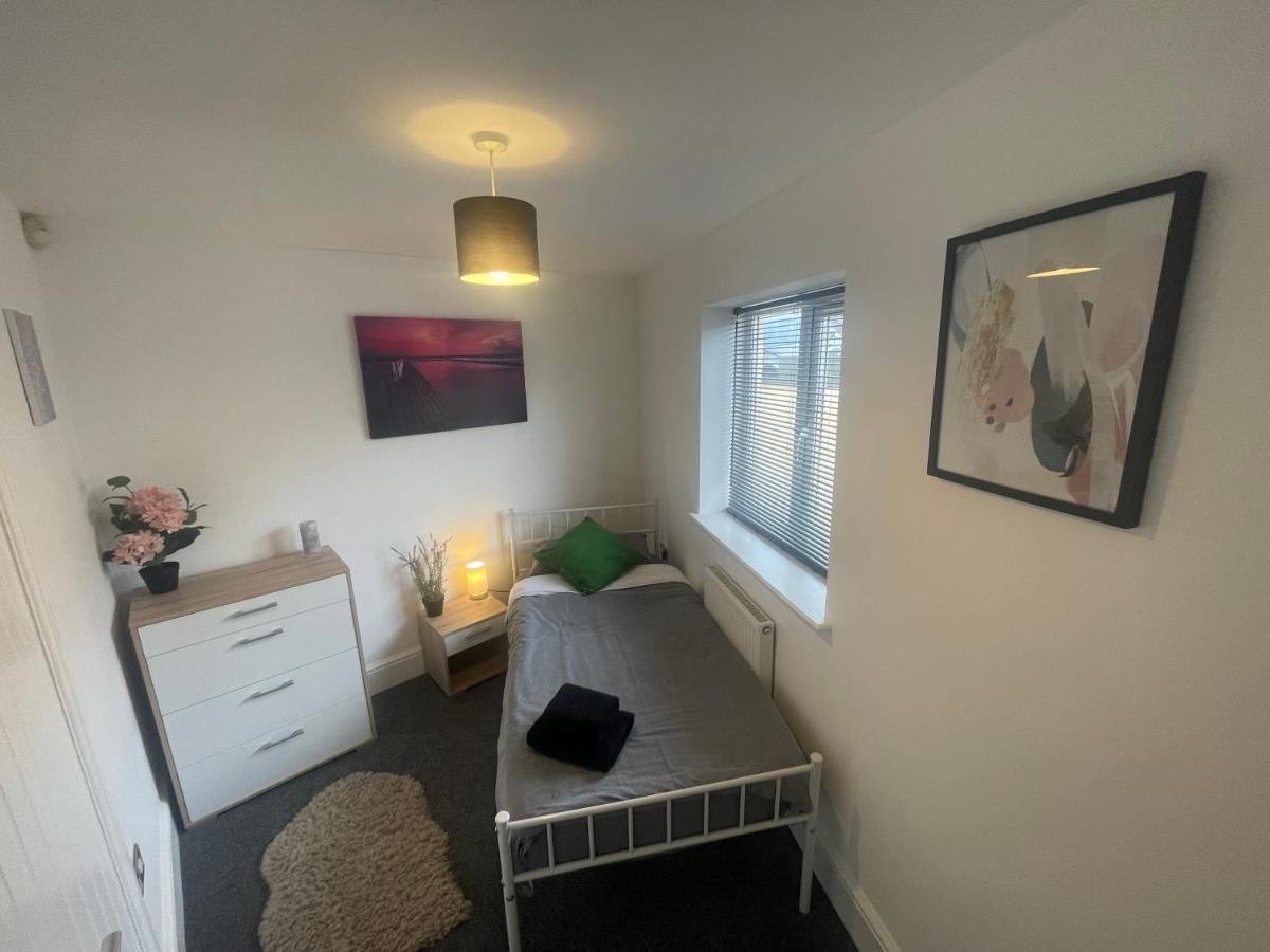 Two Bedroom Detached Modern Bungalow Close To Plymouth Argyle Fc Ngoại thất bức ảnh