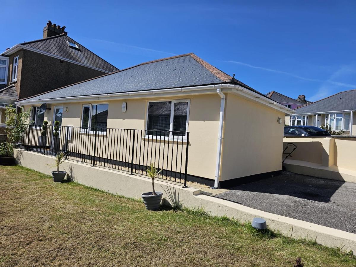 Two Bedroom Detached Modern Bungalow Close To Plymouth Argyle Fc Ngoại thất bức ảnh